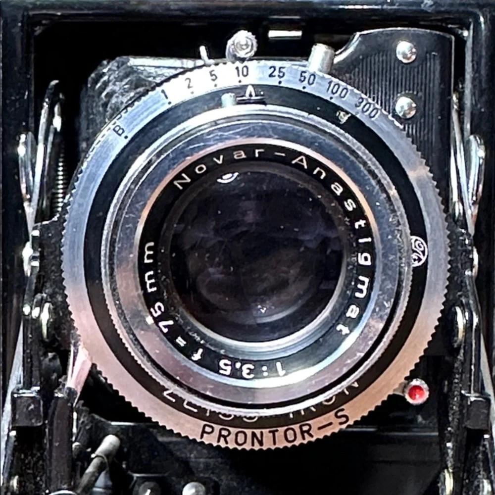 Zeiss Ikon Ikonta 521/16 Folding Camera